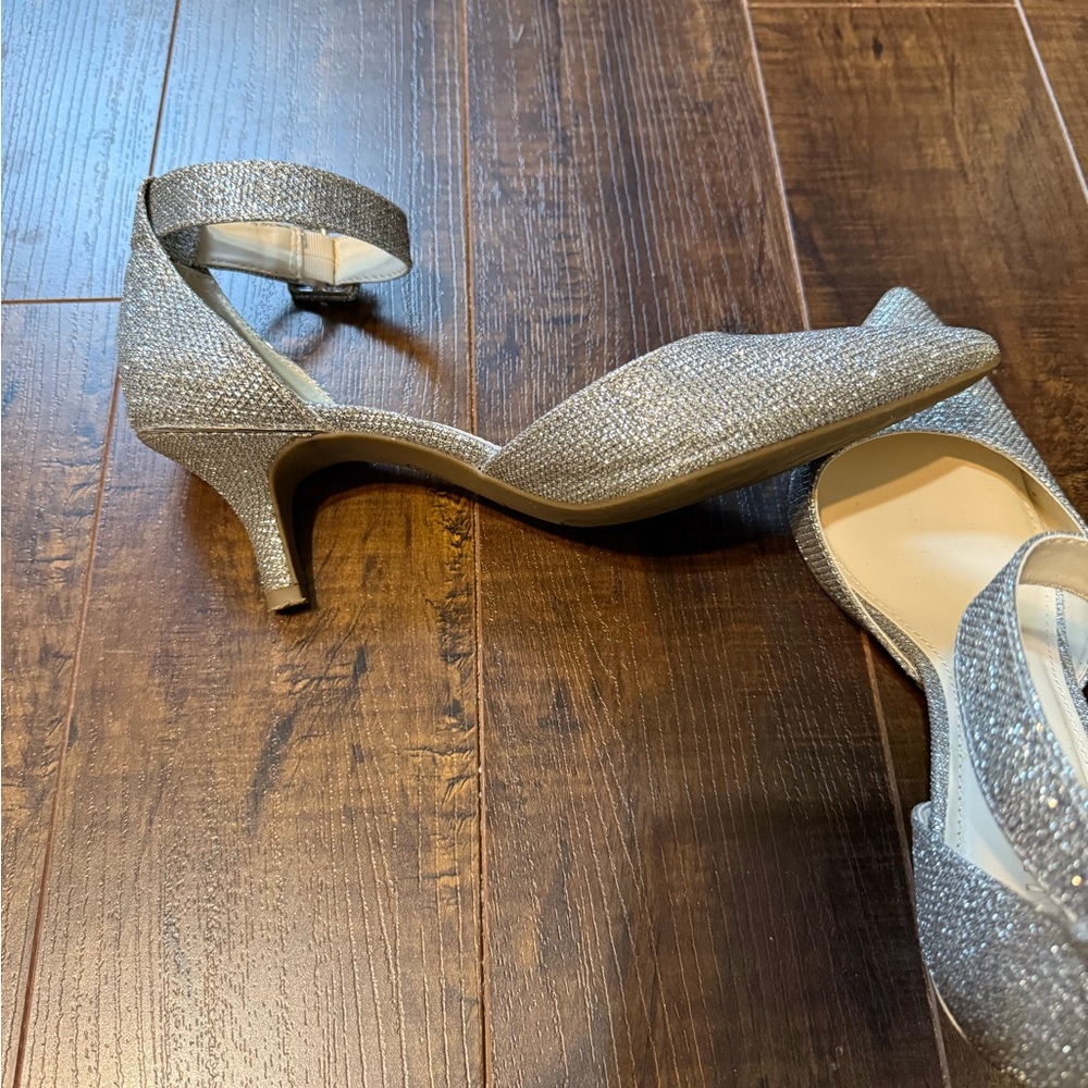 Anne Klein Glittering Silver Heels - Picture 9 of 9